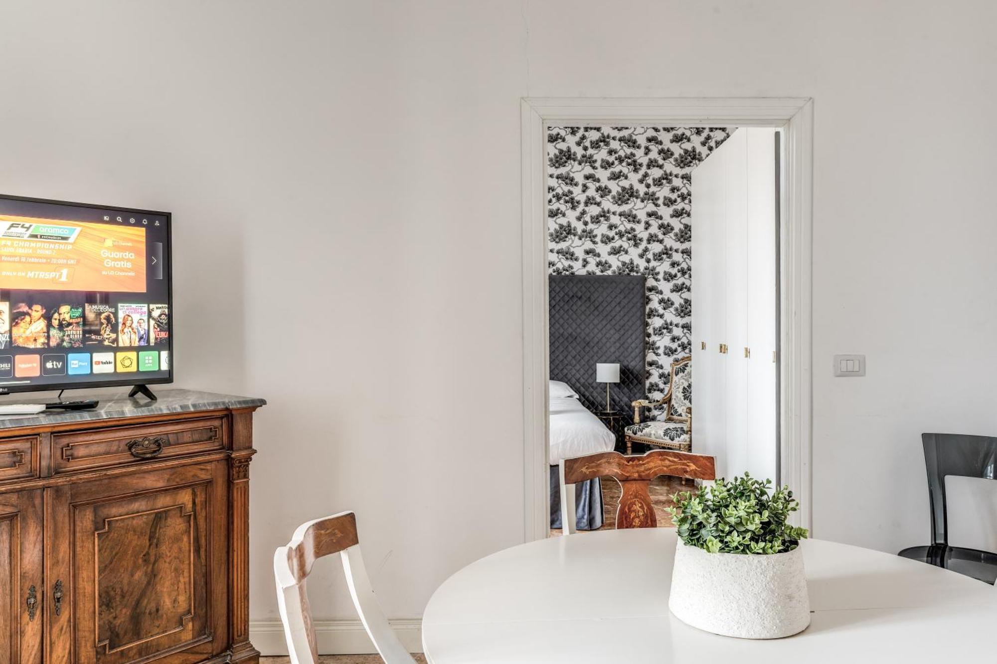 Lovely Renovated Flat By Vatican * Rom